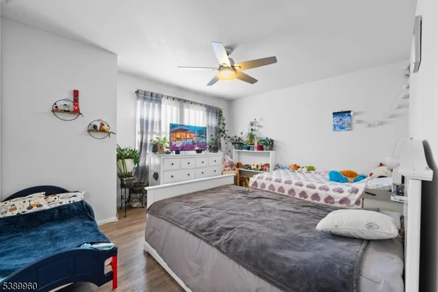 $340,000 | 11 Kyle Street, Manville, NJ 08835