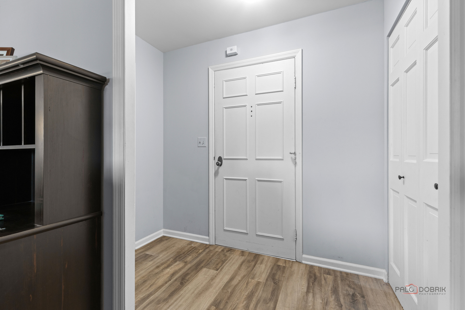 3801 Mission Hills Road, Unit 209 Northbrook, IL 60062 - Photo 6 of 19