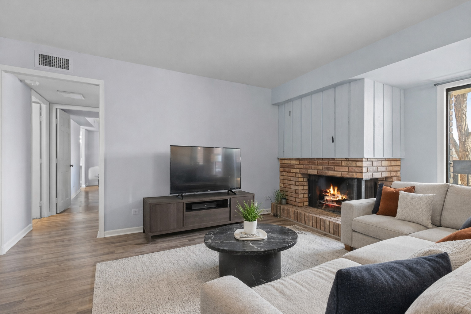 3801 Mission Hills Road, Unit 209 Northbrook, IL 60062 - Photo 8 of 19