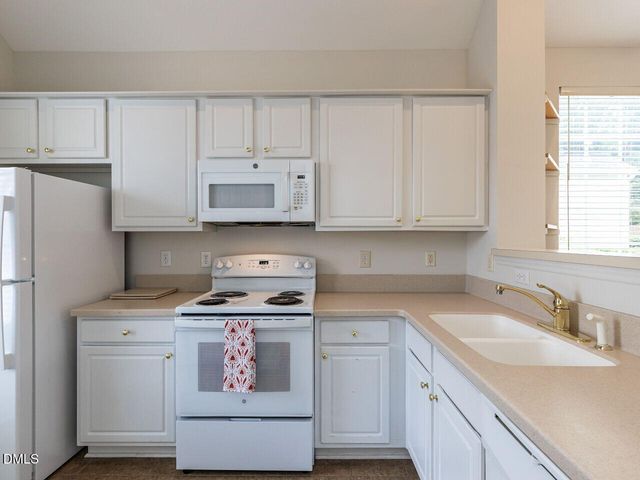 $334,000 | 3014 Silky Dogwood Trail, Apex, NC 27502