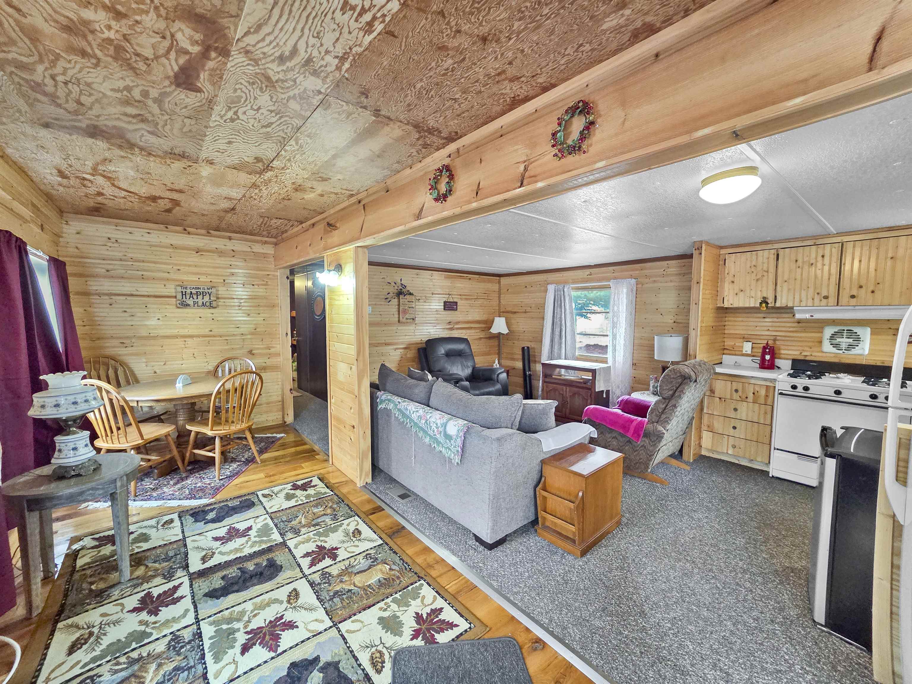 10733 Freeman Road Mesick, MI 49668 - Photo 2 of 28
