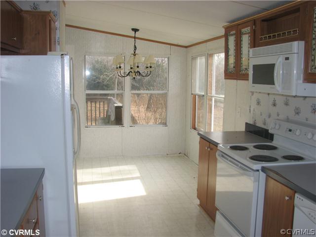 4891 Lloyds Road Champlain, VA 22438 - Photo 3 of 10 Kitchen
