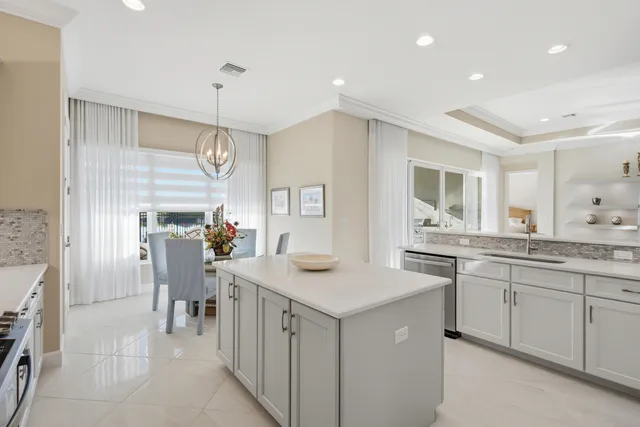 $949,900 | 11698 Southwest Coronado Springs Drive, Port St. Lucie, FL 34987