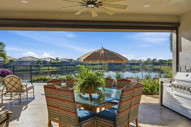 $949,900 | 11698 Southwest Coronado Springs Drive, Port St. Lucie, FL 34987