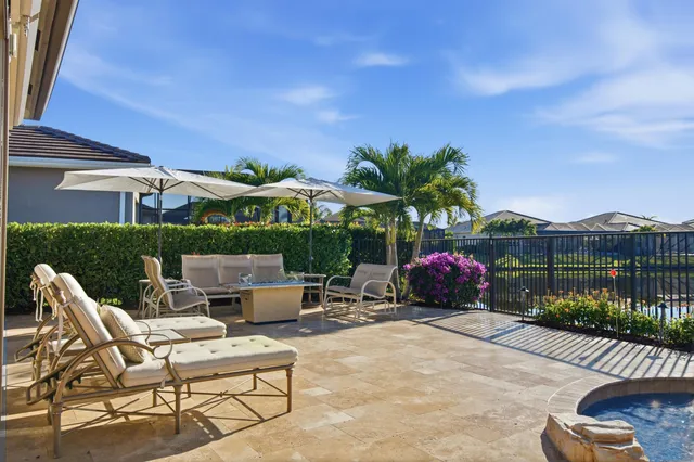 $949,900 | 11698 Southwest Coronado Springs Drive, Port St. Lucie, FL 34987