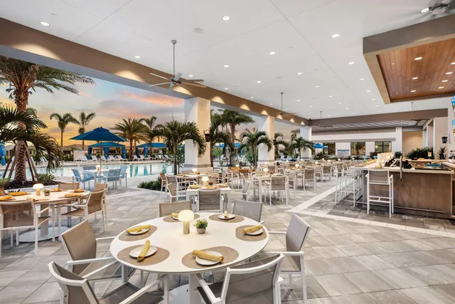 $949,900 | 11698 Southwest Coronado Springs Drive, Port St. Lucie, FL 34987