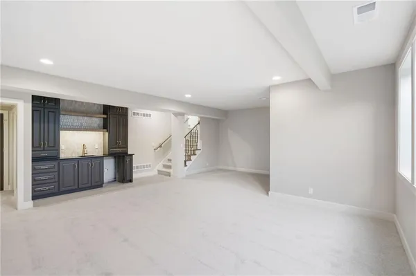 $625,000 | 15284 West 173rd Street, Olathe, KS 66062