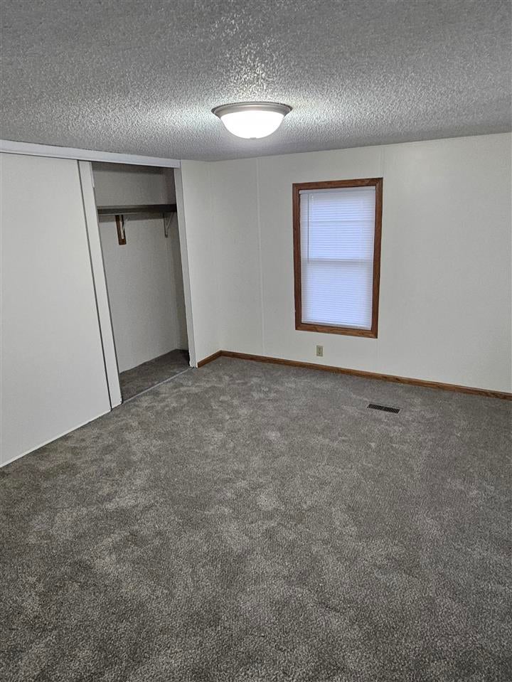 6676 32nd Avenue Shellsburg, IA 52332 - Photo 11 of 14 Gallery Image 11
