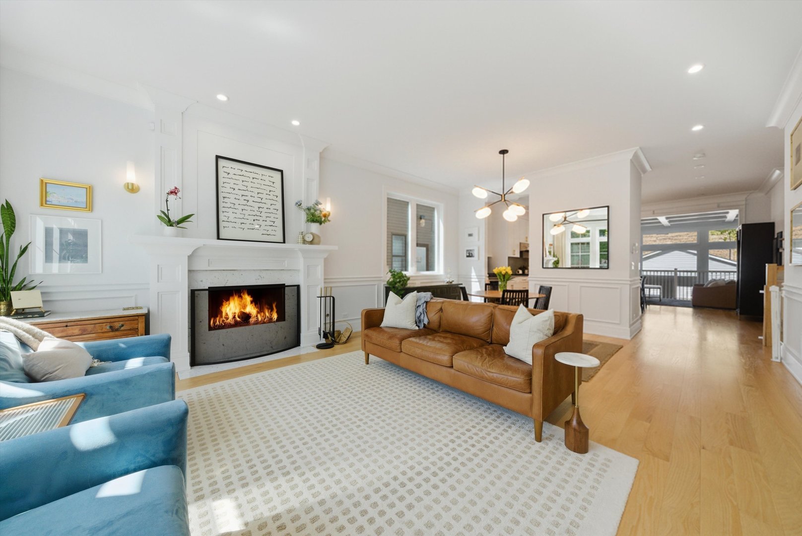 3310 North Harding Avenue Chicago, IL 60618 - Photo 4 of 50