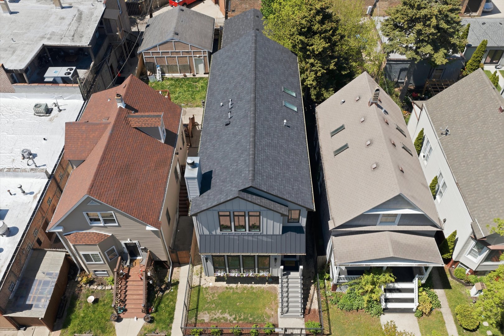 3310 North Harding Avenue Chicago, IL 60618 - Photo 44 of 50