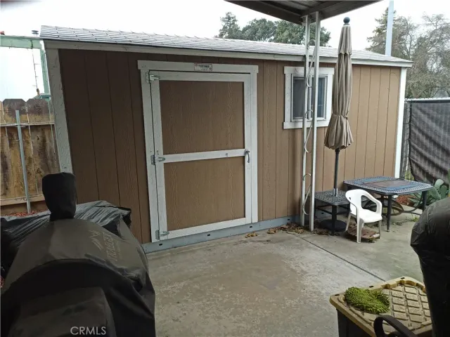 a view of an entryway