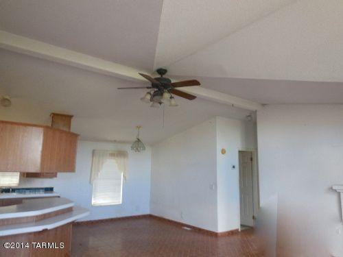 7445 North Pear Tree Road Tucson, AZ 85743 - Photo 2 of 6 Gallery Image 2