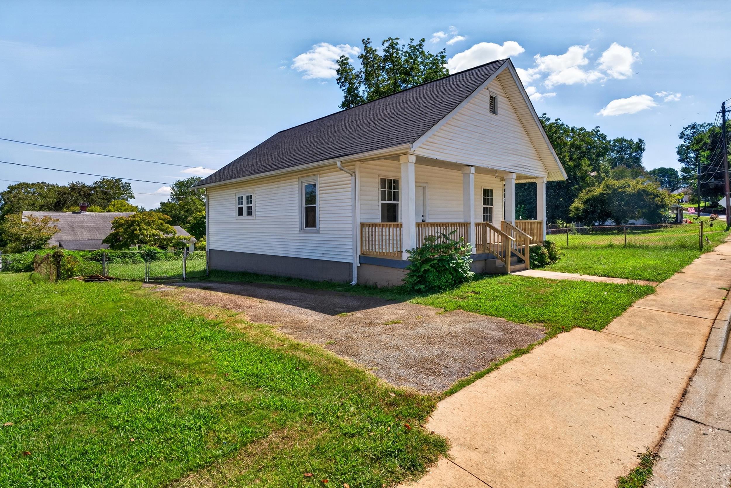 12 South Main Street Duncan, SC 29334 - Photo 20 of 30 Gallery Image 20