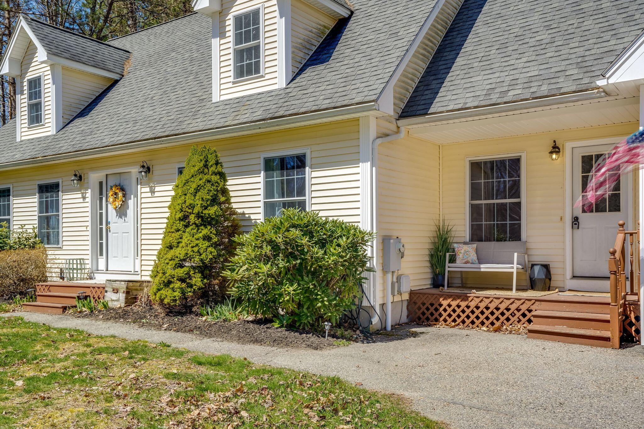 146 Nash Road Windham, ME 04062 - Photo 4 of 61 DSC03577