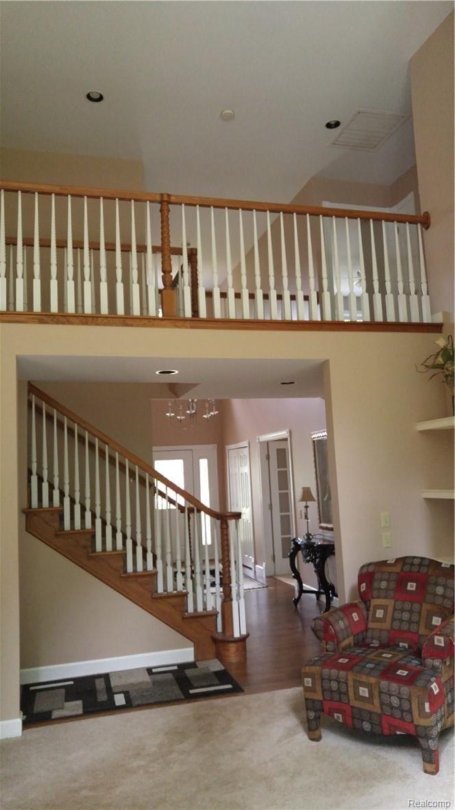 30525 Rockshire Avenue Farmington, MI 48334 - Photo 9 of 25 Cat Walk 1.jpg