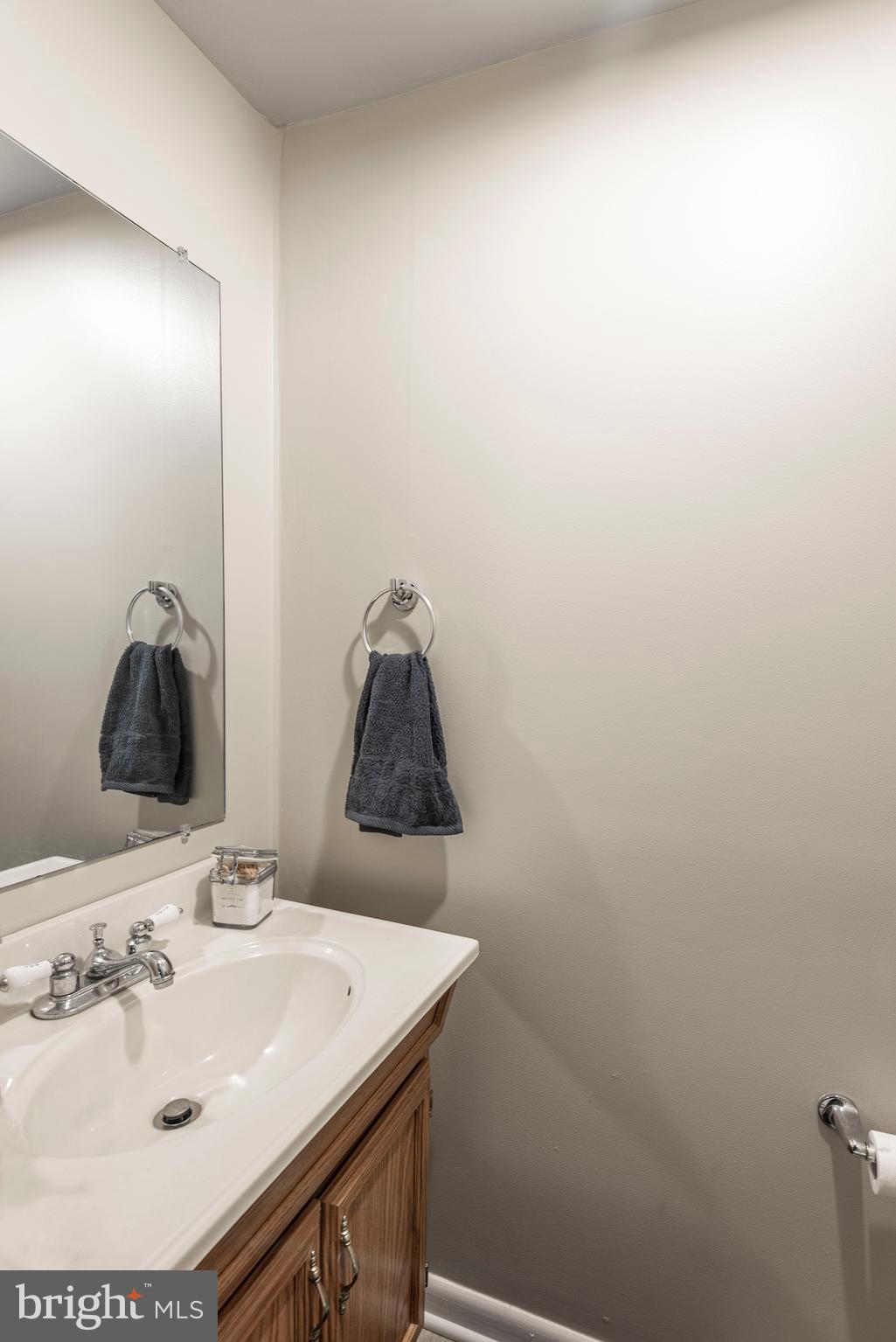 8043 Pine Ridge Road Pasadena, MD 21122 - Photo 18 of 37 Gallery Image 18
