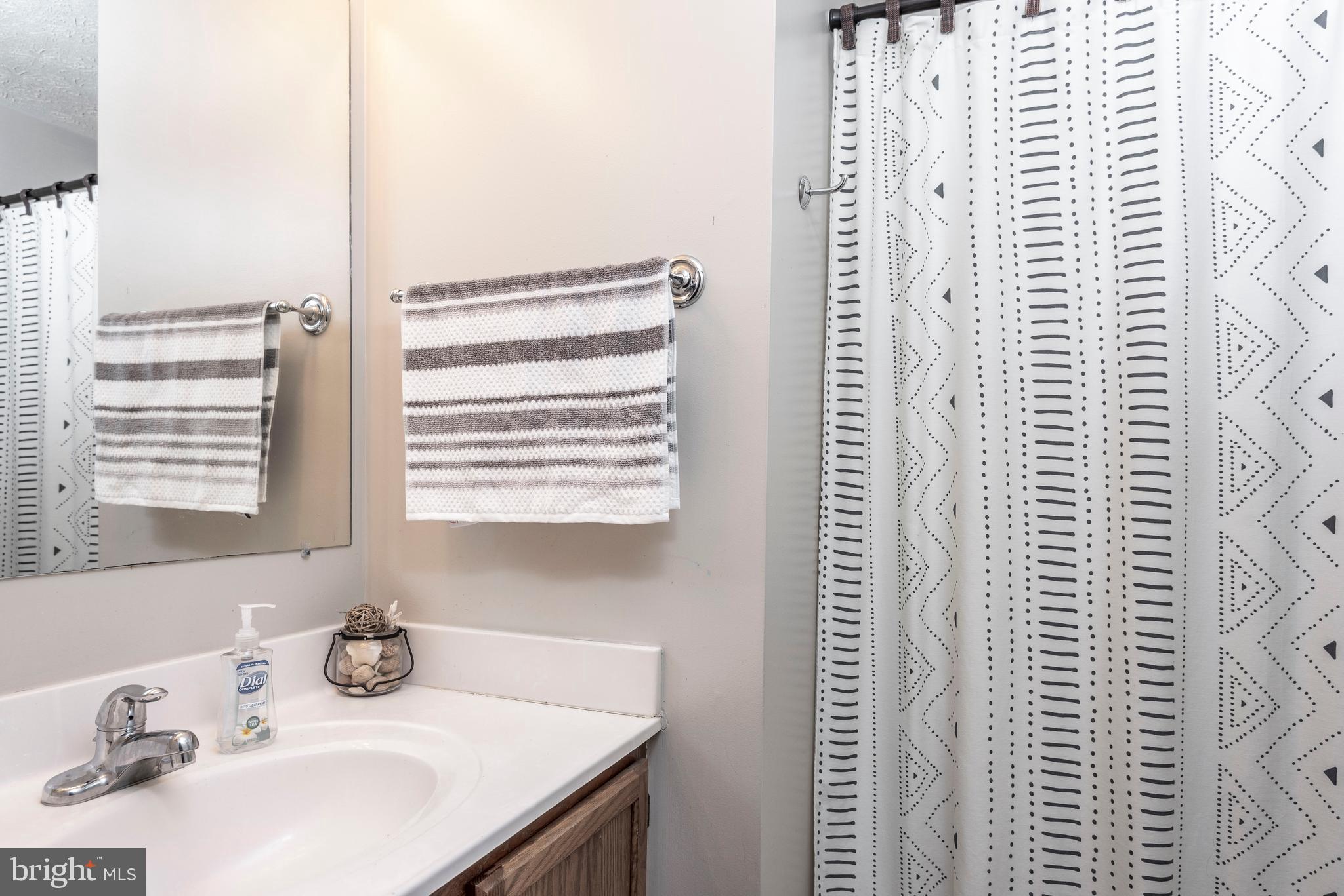 8043 Pine Ridge Road Pasadena, MD 21122 - Photo 21 of 37 Gallery Image 21