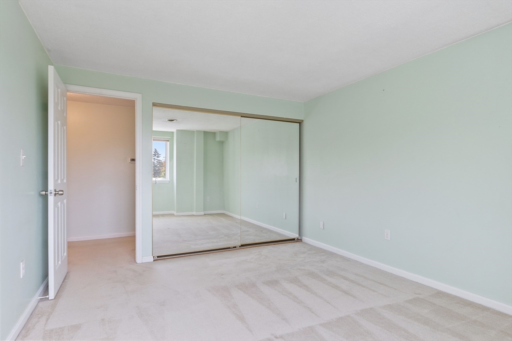 255 North Road, Unit 154 Chelmsford, MA 01824 - Photo 14 of 26 Gallery Image 14