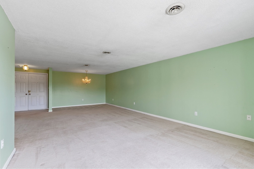 255 North Road, Unit 154 Chelmsford, MA 01824 - Photo 7 of 26 Gallery Image 7