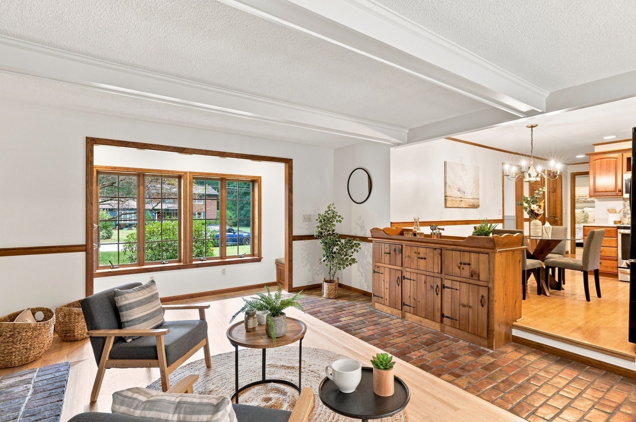 5 Regis Road Andover, MA 01810 - Photo 5 of 42 Gallery Image 5