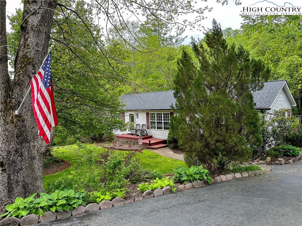 477 Frank Edwards Road West Jefferson, NC 28694 - Photo 1 of 48 Gallery Image 1