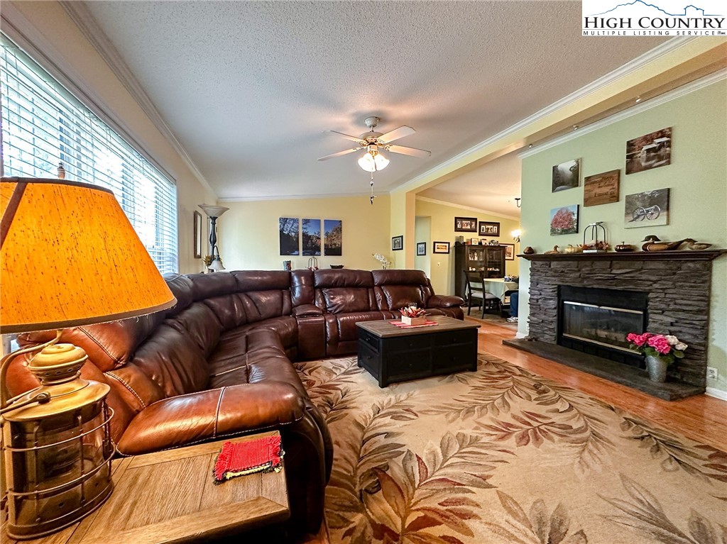 477 Frank Edwards Road West Jefferson, NC 28694 - Photo 2 of 48 Gallery Image 2