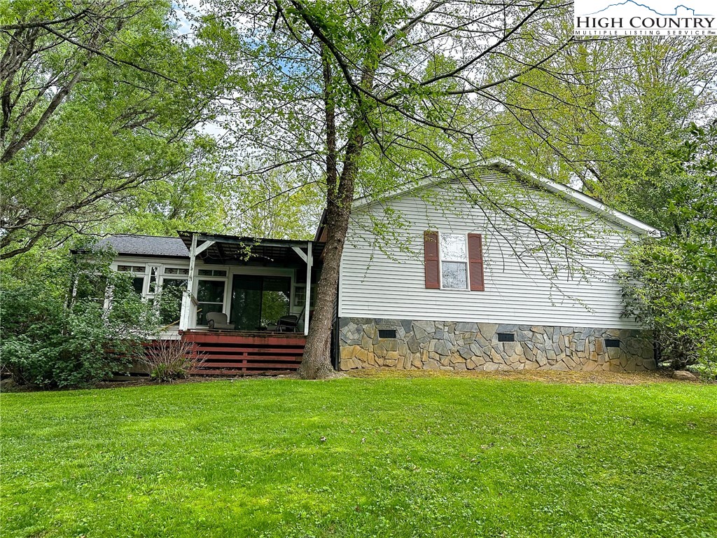 477 Frank Edwards Road West Jefferson, NC 28694 - Photo 35 of 48 Gallery Image 35