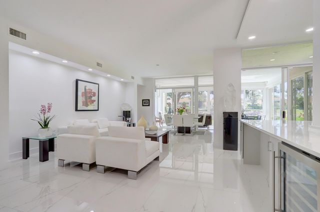 $800,000 | 5782 Northwest 24th Avenue, Unit 402, Boca Raton, FL 33496