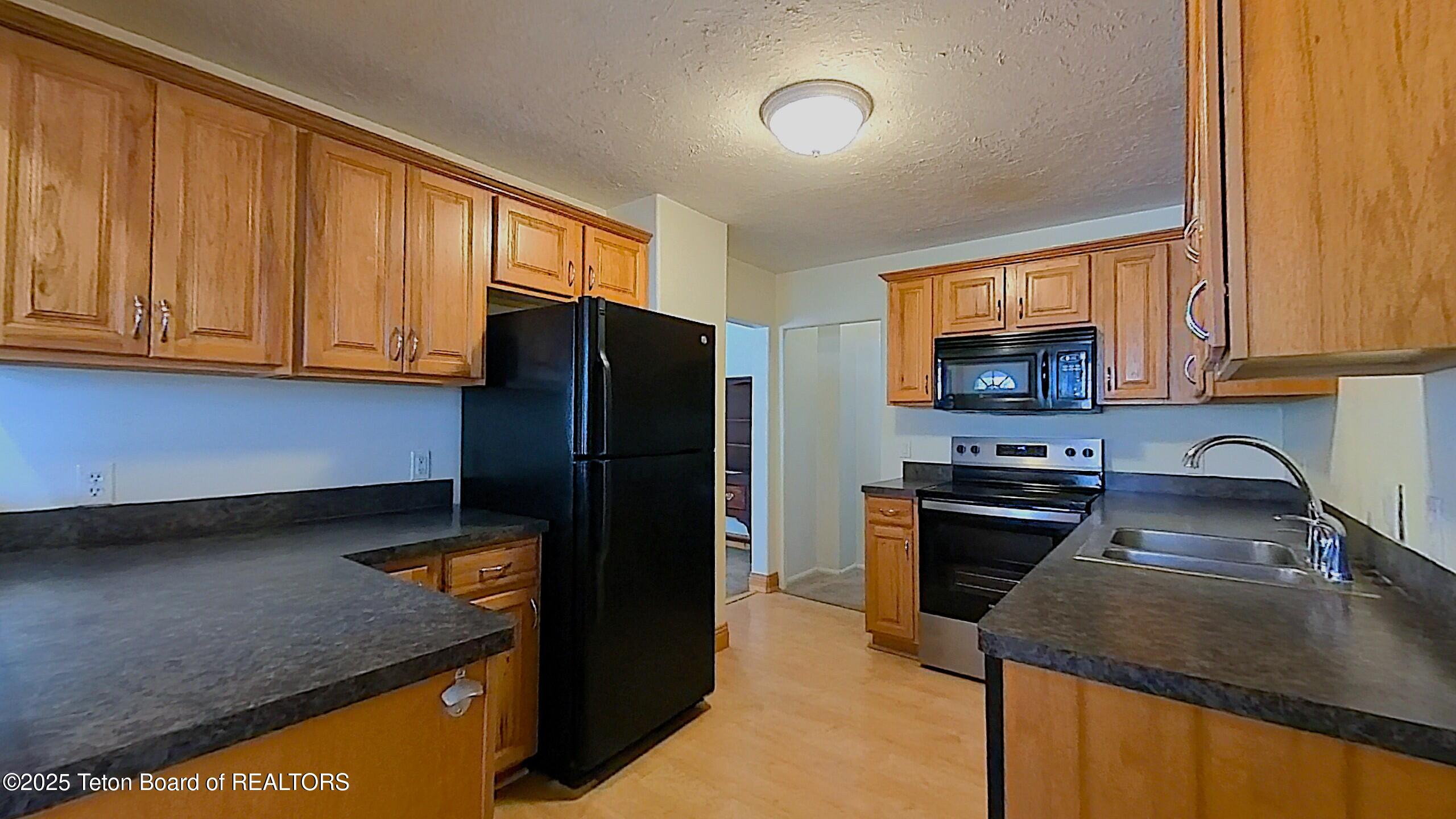 108 South 7th Street Ashton, ID 83420 - Photo 9 of 30 IMG_20251229_114728_10_029_PureShot