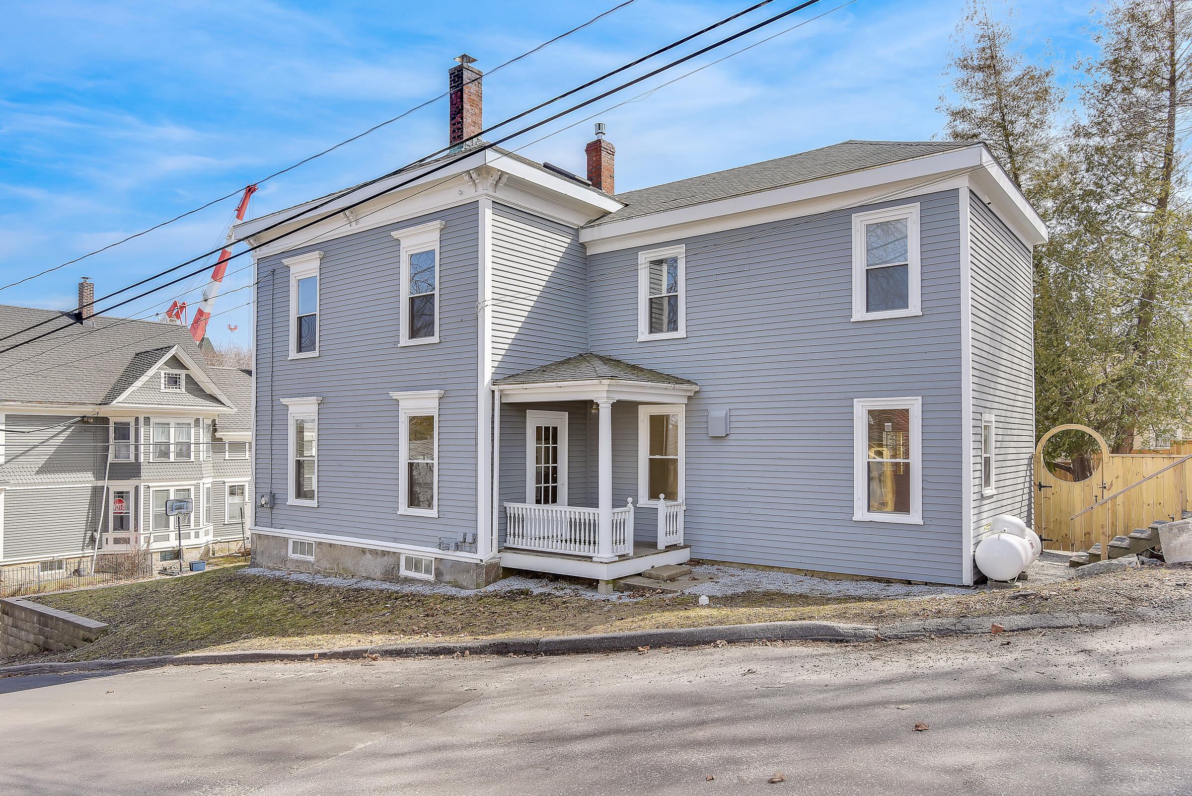 694 Middle Street Bath, ME 04530 - Photo 2 of 34 109085gr-102