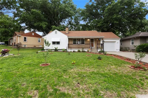 $200,000 | 9712 East 34th Street South, Independence, MO 64052