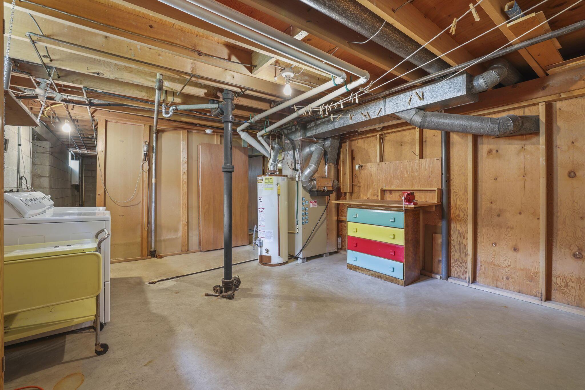 702 Sherwick Road Newark, OH 43055 - Photo 37 of 54 Basement