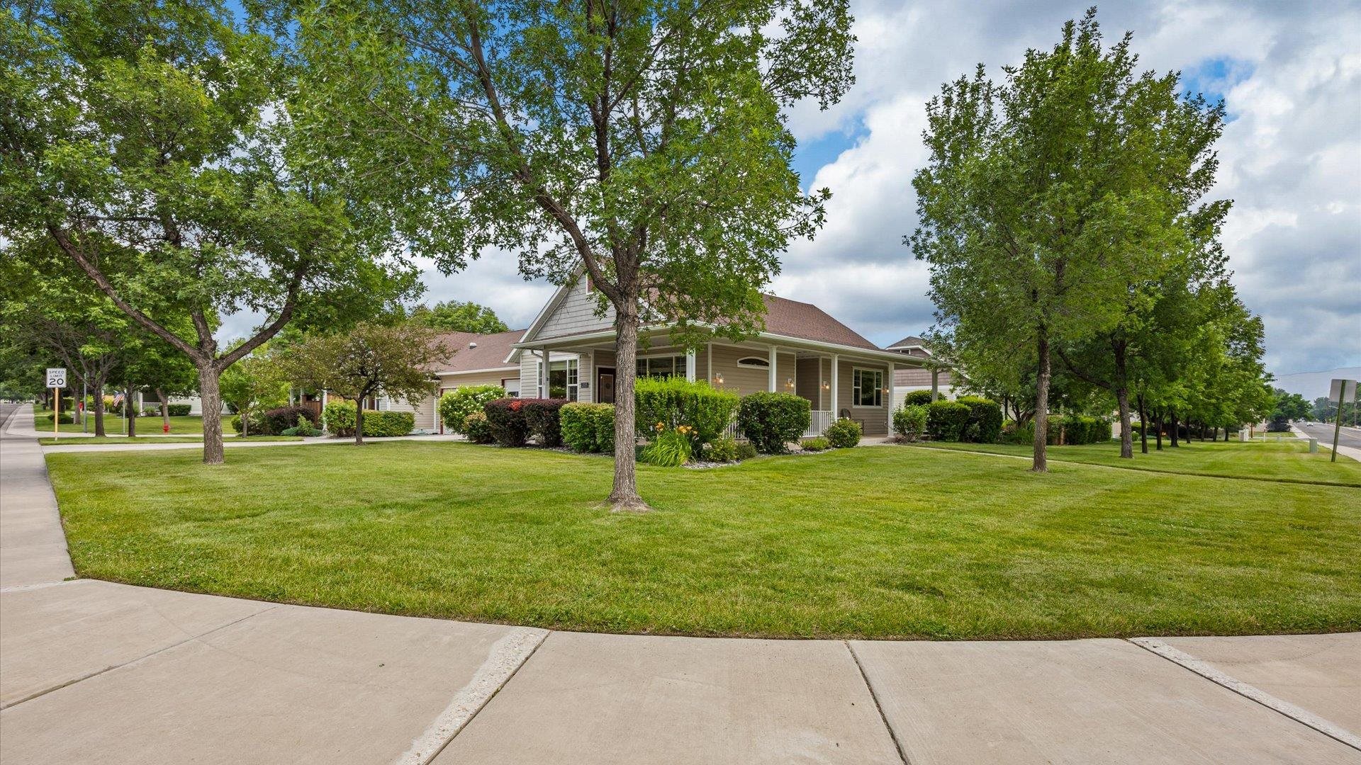 1119 Daisy Lane Fruita, CO 81521 - Photo 2 of 31