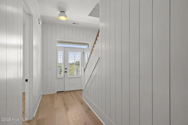 $947,000 | 220 Colleton Square, Newport, NC 28570