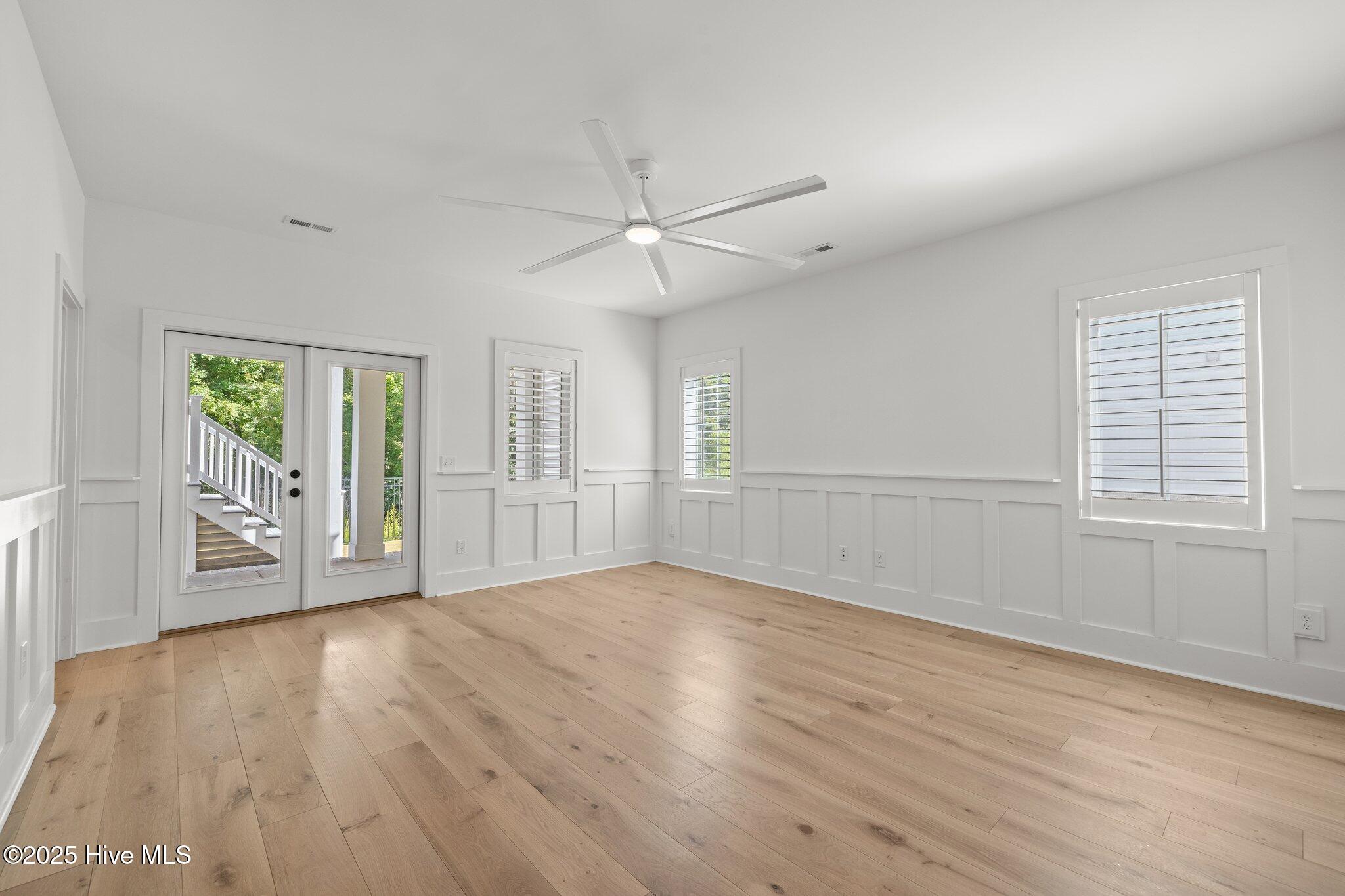 220 Colleton Square Newport, NC 28570 - Photo 4 of 65 ground level bedroom/flex