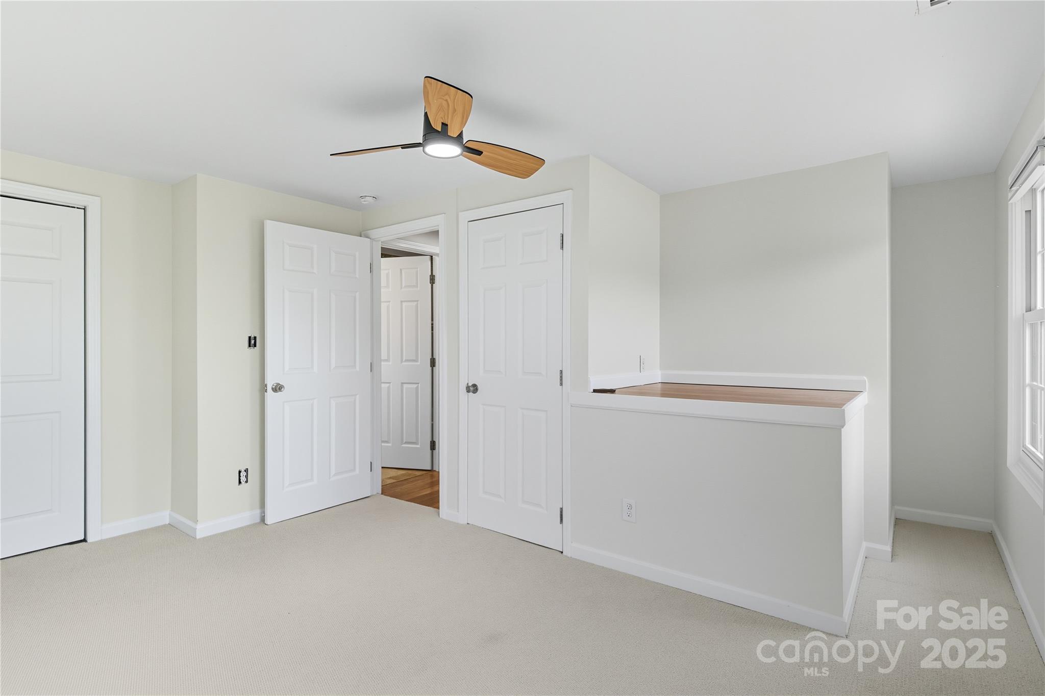 424 Deaverview Road Asheville, NC 28806 - Photo 30 of 37 Gallery Image 30