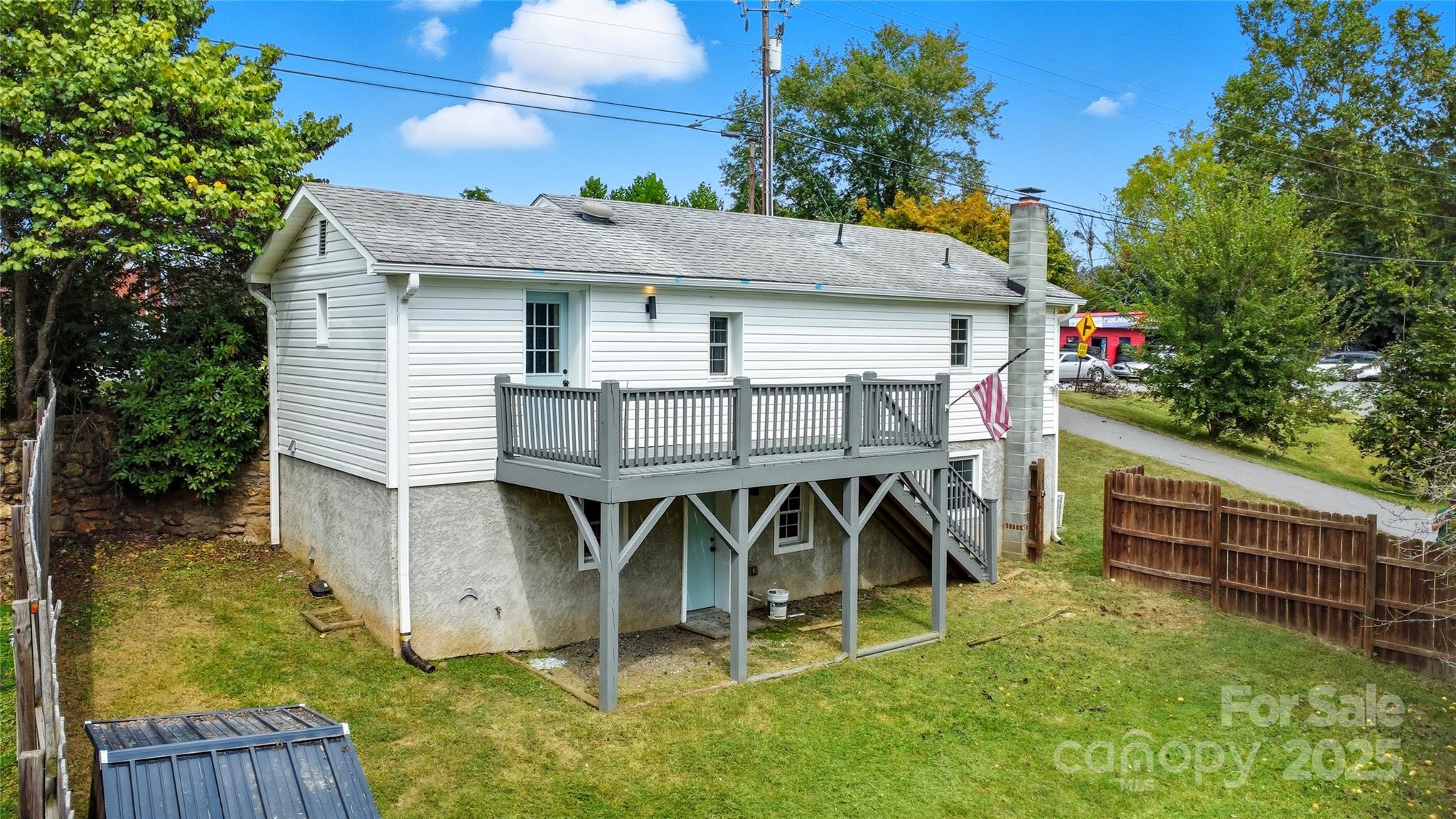 424 Deaverview Road Asheville, NC 28806 - Photo 7 of 37 Gallery Image 7