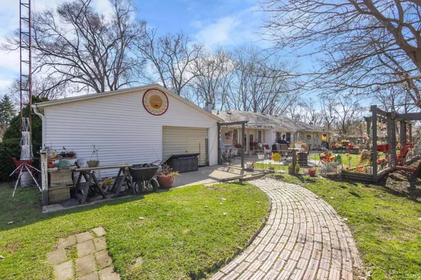 $1,250,000 | 6005 Fir Road, Granger, IN 46530