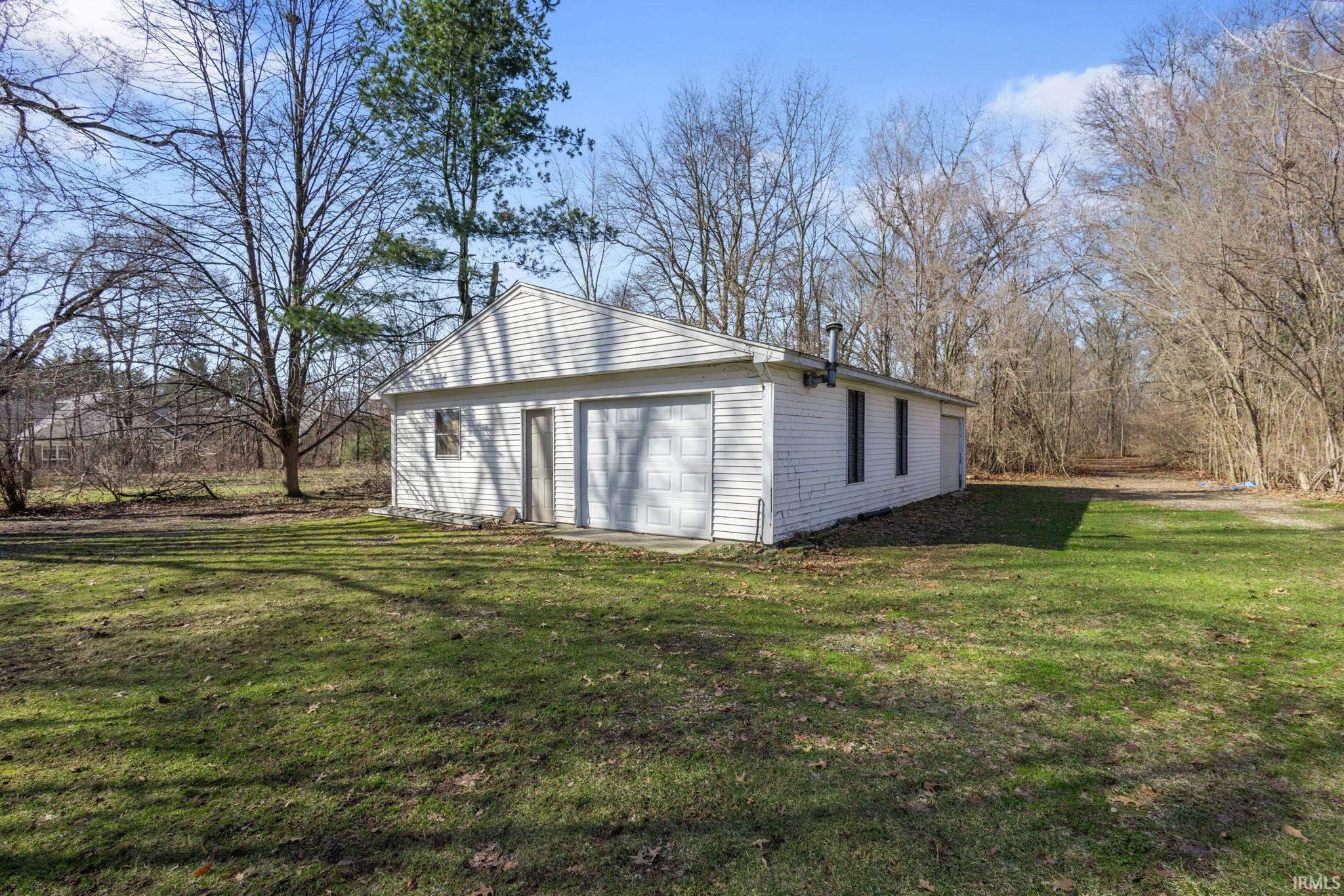 6005 Fir Road Granger, IN 46530 - Photo 13 of 21