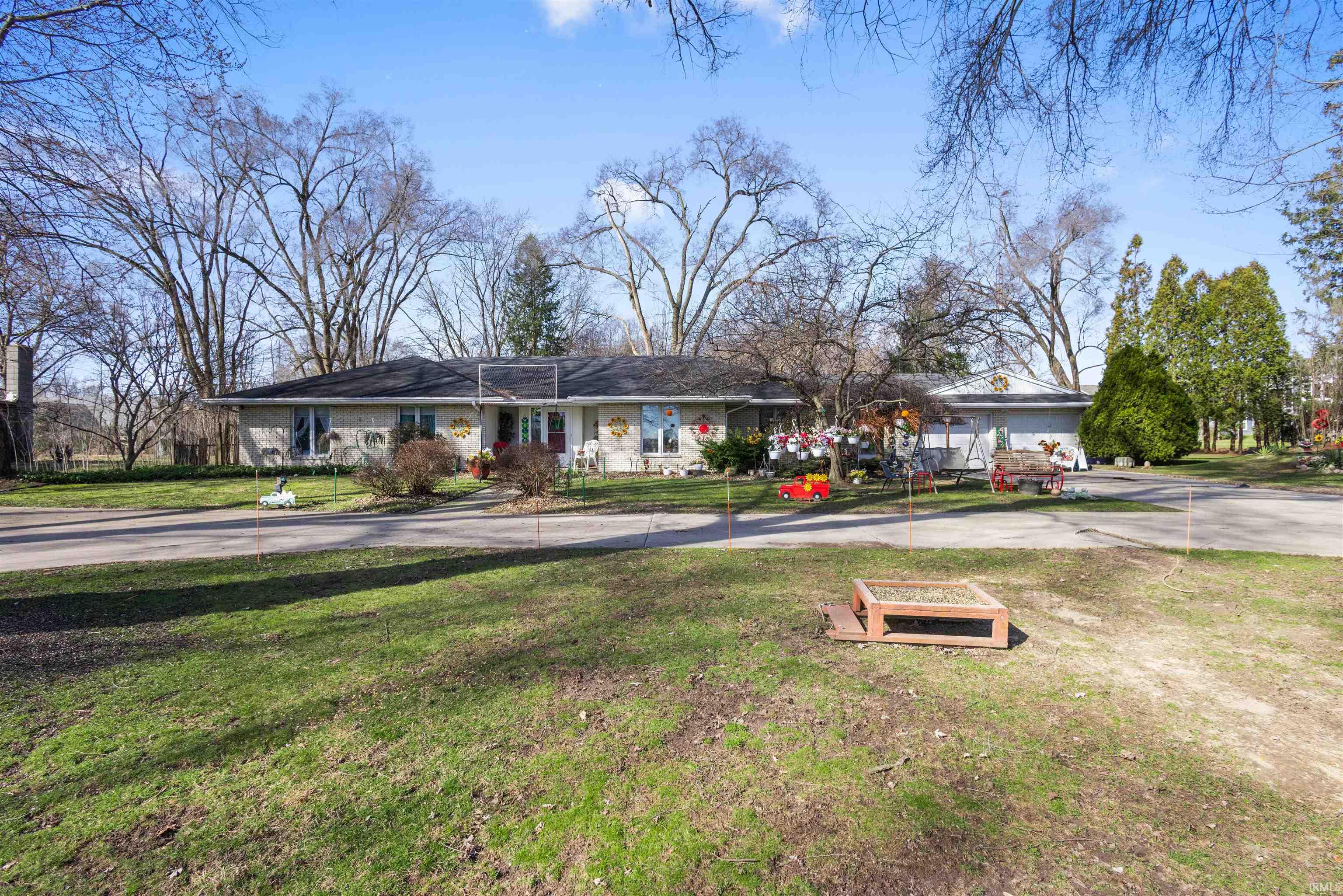 6005 Fir Road Granger, IN 46530 - Photo 16 of 21