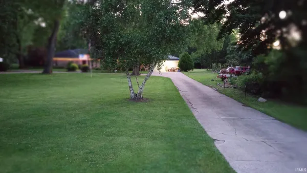 $1,250,000 | 6005 Fir Road, Granger, IN 46530