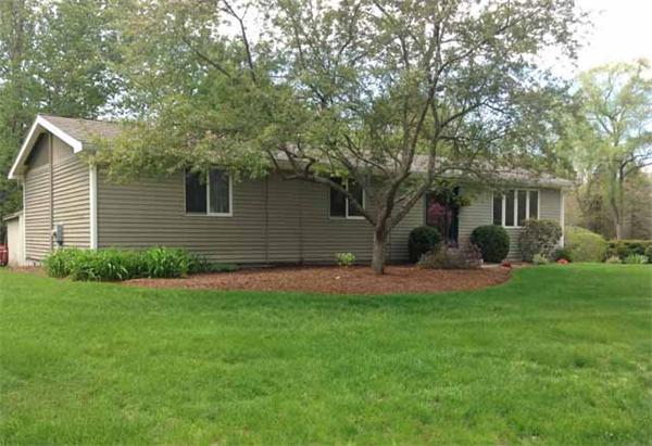 11 Stone Road Sudbury, MA 01776 - Photo 1 of 21 Gallery Image 1