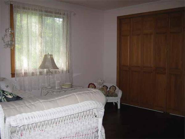 11 Stone Road Sudbury, MA 01776 - Photo 15 of 21 Gallery Image 15