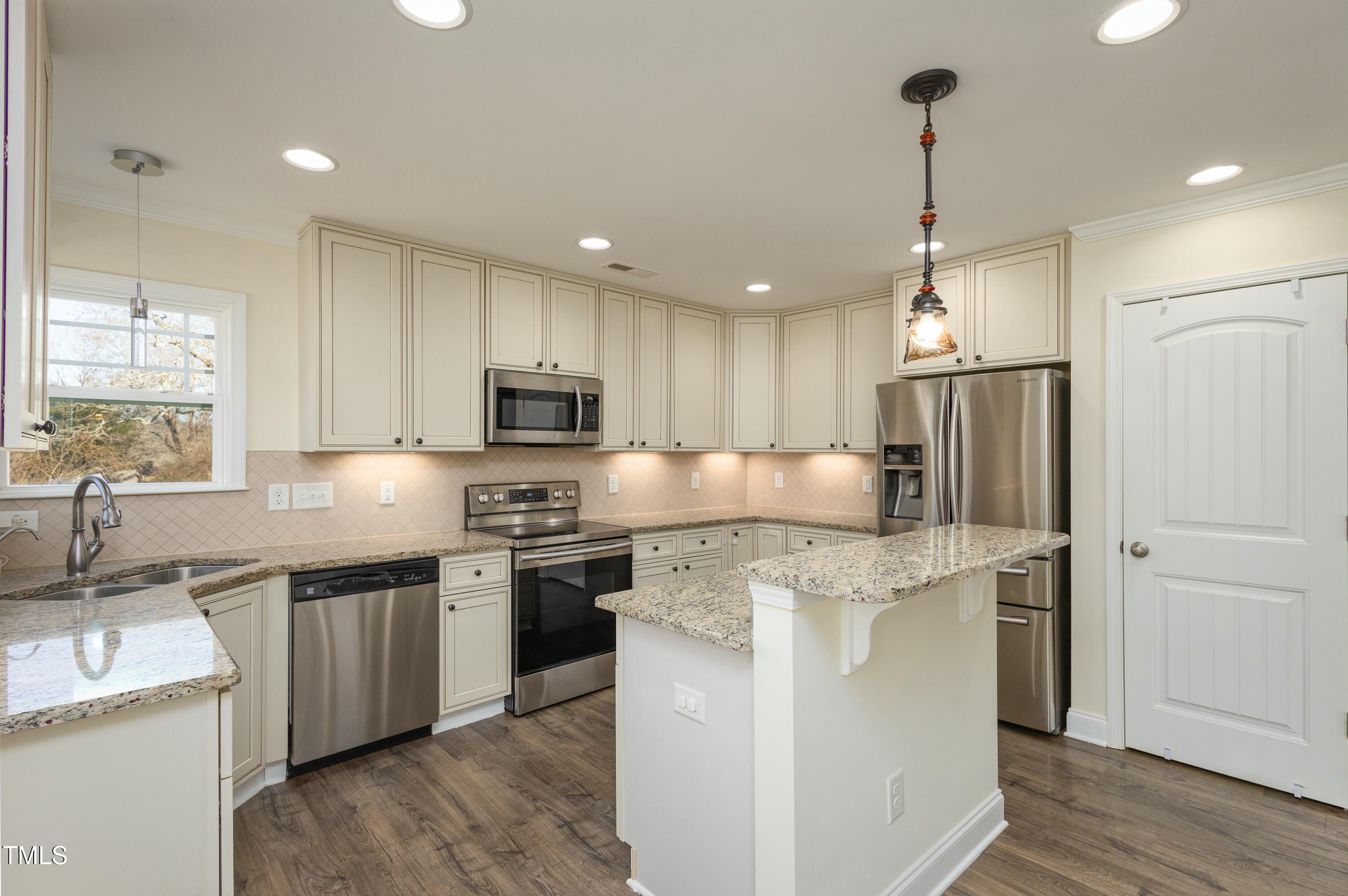 3038 Bramblegate Drive Mebane, NC 27302 - Photo 9 of 32 tempImagemFiIjp