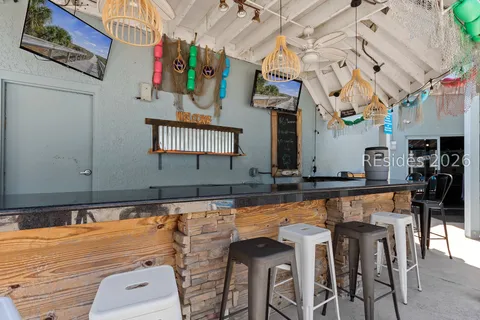 $314,000 | 663 William Hilton Parkway, Unit 1421, Hilton Head Island, SC 29928