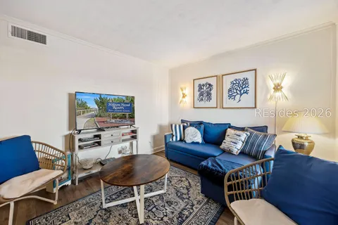 $299,750 | 663 William Hilton Parkway, Unit 1421, Hilton Head Island, SC 29928