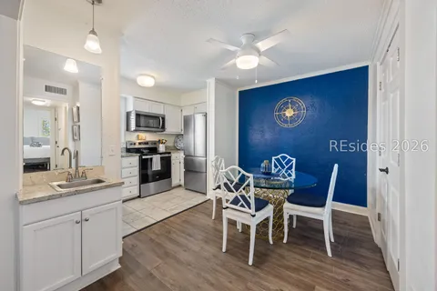 $299,750 | 663 William Hilton Parkway, Unit 1421, Hilton Head Island, SC 29928