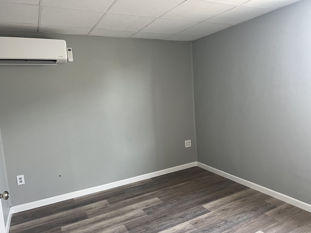 1017 Pine Street Fall River, MA 02723 - Photo 20 of 34
