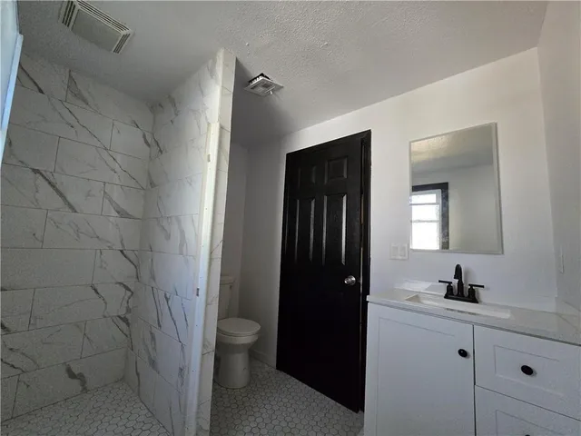 $245,000 | 806 West 2nd Street, Pittsburg, KS 66762