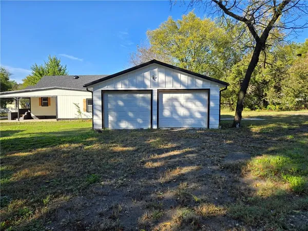 $202,000 | 806 West 2nd Street, Pittsburg, KS 66762